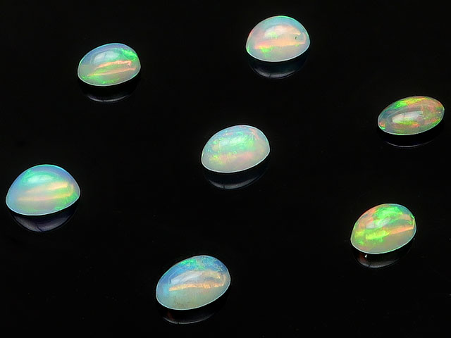 プレシャスオパール オーバルカボション 天然石 ビーズ パワーストーン ハンドメイド 手作り アクセサリー 素材 材料 パーツ 動画有 エチオピア産 プレシャスオパール オーバル カボション 6×4mm ▽ ウォーターオパール エチオピアンオパール クリスタルオパール 蛋白石 Opal 10月の誕生石 ルース 粒売り 天然石 ビーズ パワーストーン パーツ アクセサリー 素材 材料