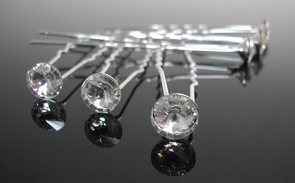 ネコポス発送可★手作りウェディング＆ブライダルパーティ♪コスプレにも☆ 可愛い水玉ラインストーンピン