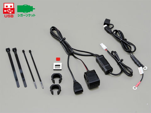 USBポートが5V2.1A出力となり、タブレット端末の充電も可能。 DAYTONA デイトナUSB1ポート+シガ-ソケット1 D93042 2394494 代引不可