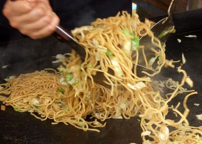 伝説の をお得にお試しのチャンス！未体験者限定の送料無料＆特別価格の超～お得なお試しセットです。  富士宮焼そば5人前お試しセット 送料無料 キャンプ  お買い物マラソン スーパーSALE ギフト 冷凍